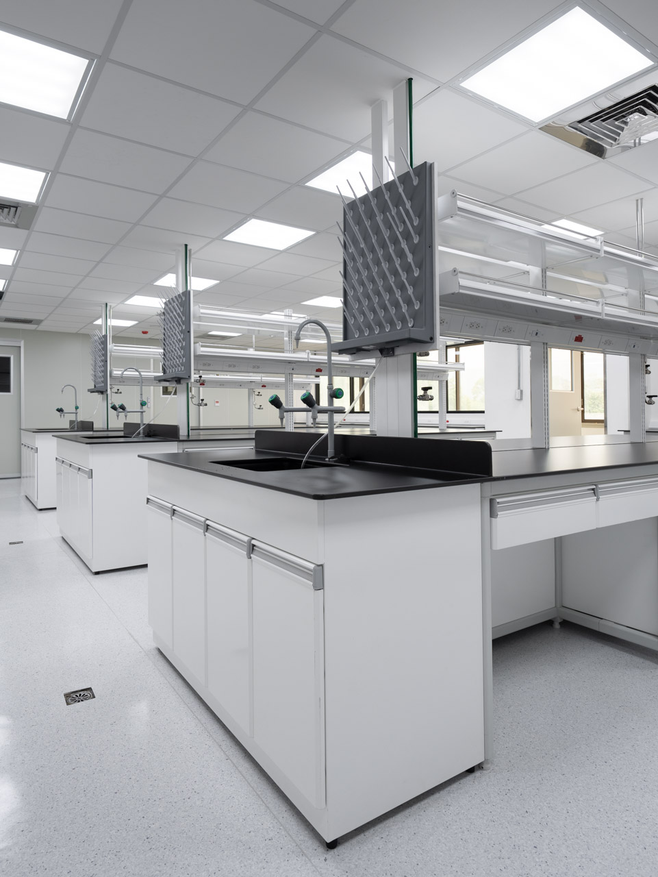 大湖科技園區 實驗室工程 - 凱頂科技